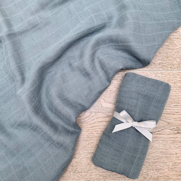 Bamboo muslin 'go - to' cloth - French grey - Wee Bambino