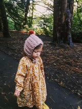 Chunky Baby bonnet with large Pompom: Newborn - Wee Bambino