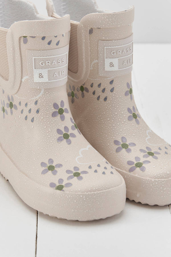 Colour - Changing Kids Wellies - Pampas Cream Floral (Short) - Wee Bambino