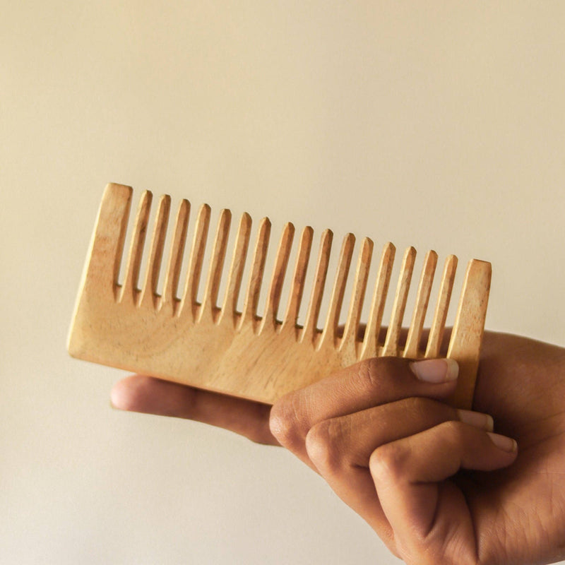 Organic Lifestyle Neem Detangling Comb - Wee Bambino