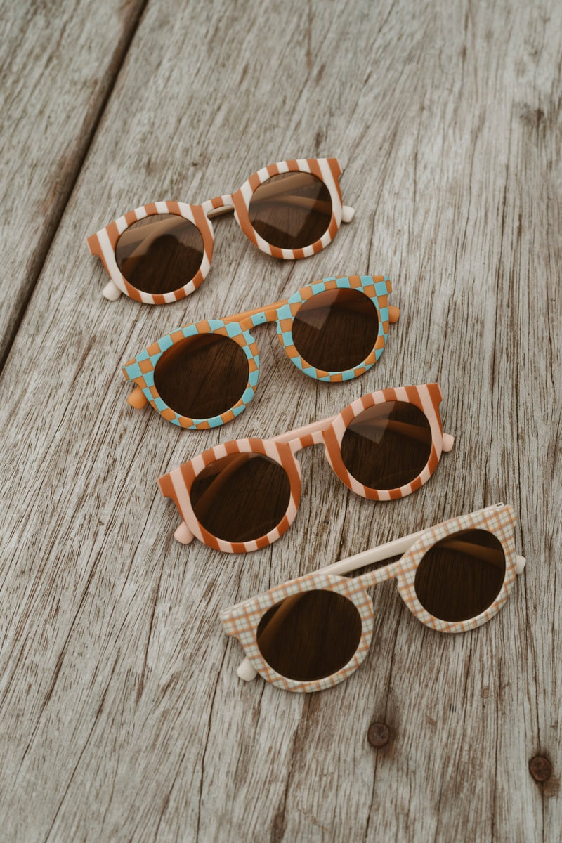Sustainable Sunglasses - Gingham - Wee Bambino