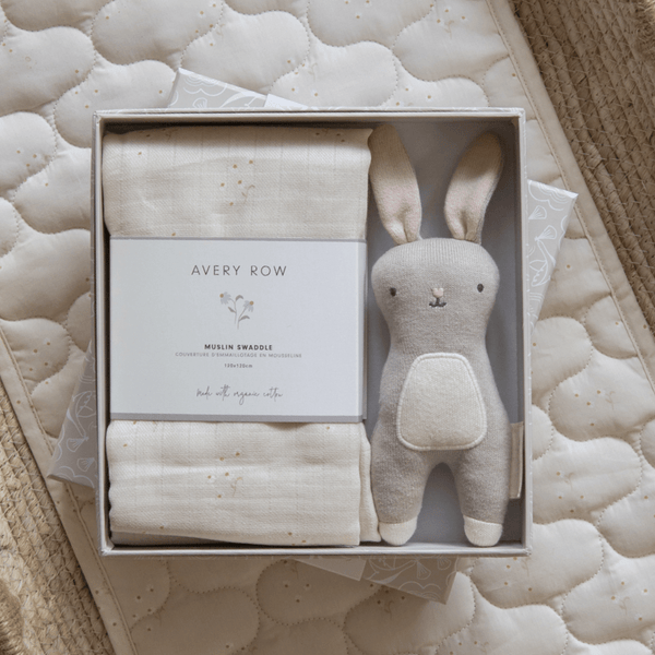 Swaddle & Cuddle New Baby Gift Set - Chamomile - Wee Bambino