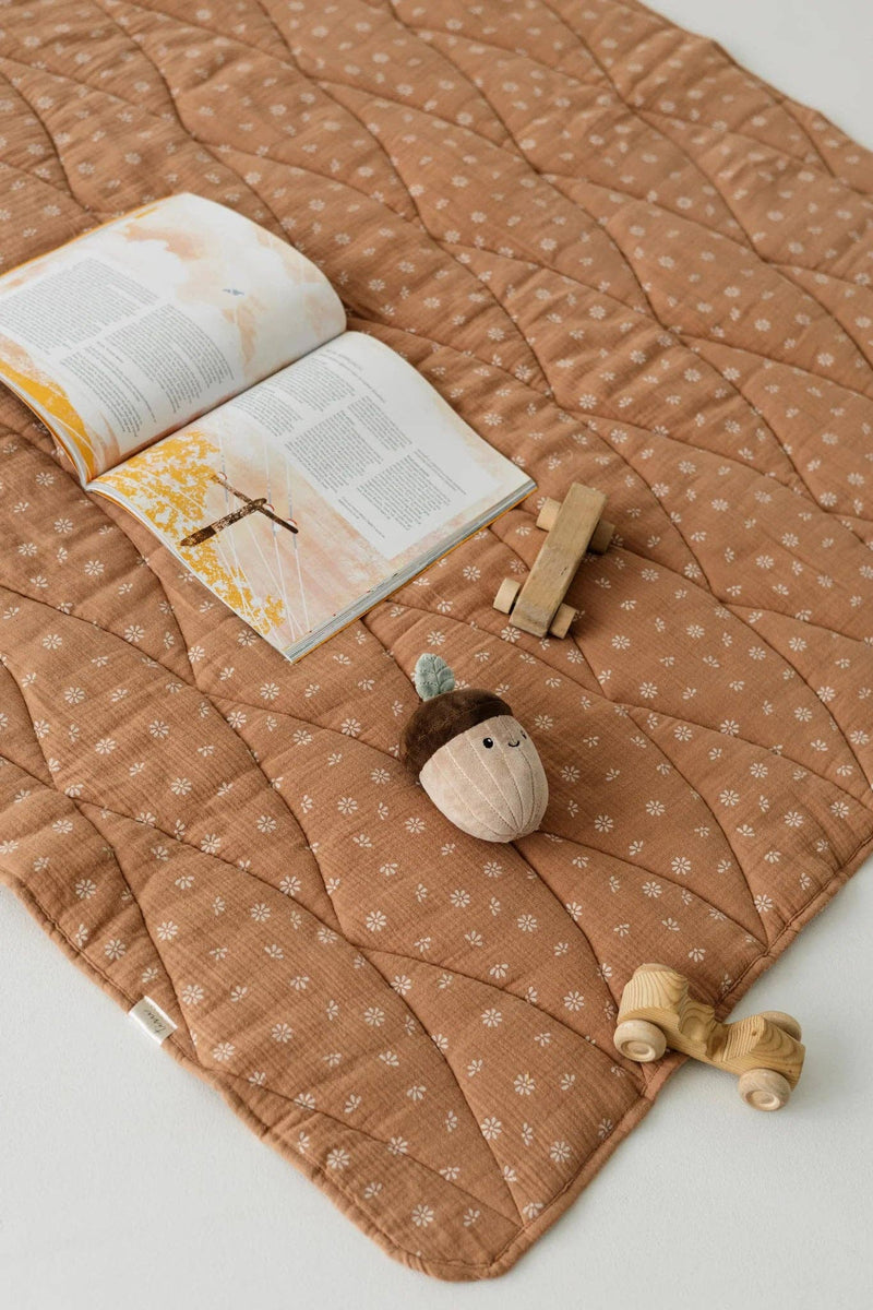 TISU baby playmat, Caramel Daisy - Wee Bambino