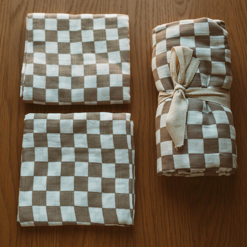 Checkered Muslin & Swaddle - Wee Bambino